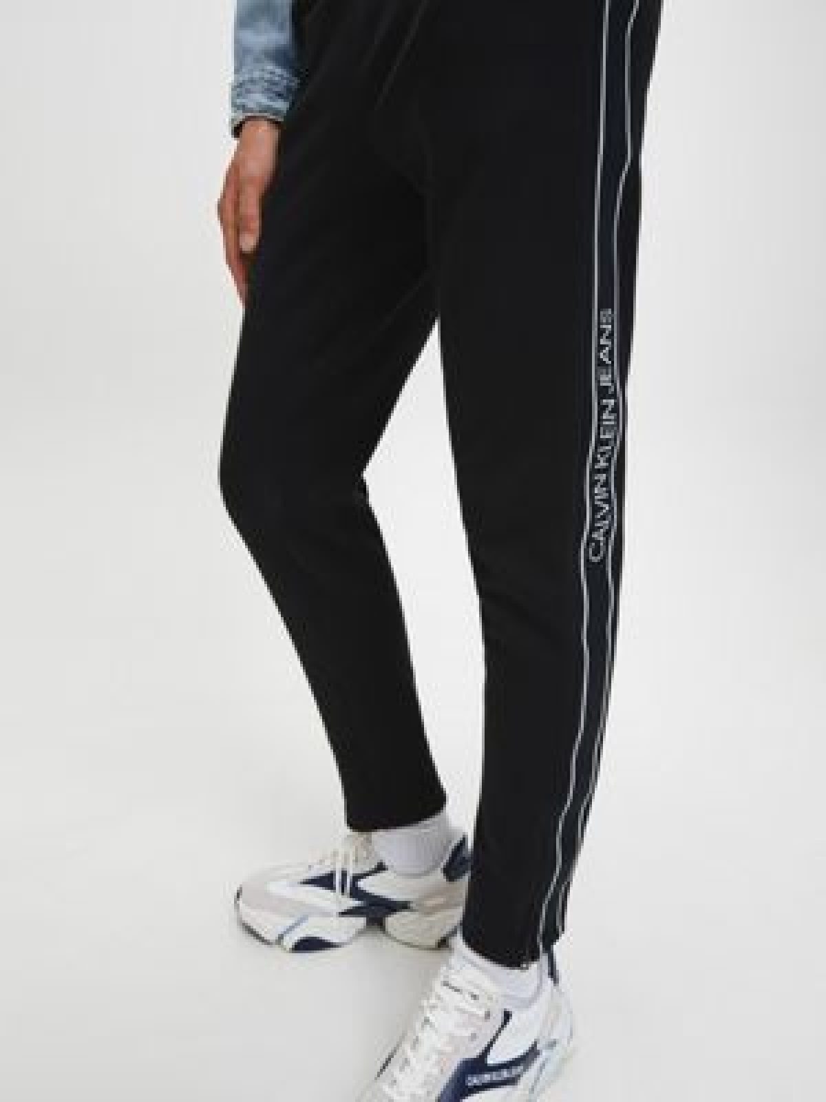 Performance Logo Tape Drawstring Joggers Outlet, 56% OFF | www 