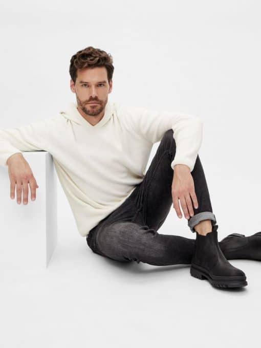 Bianco Biagrant Chelsea Boot Black