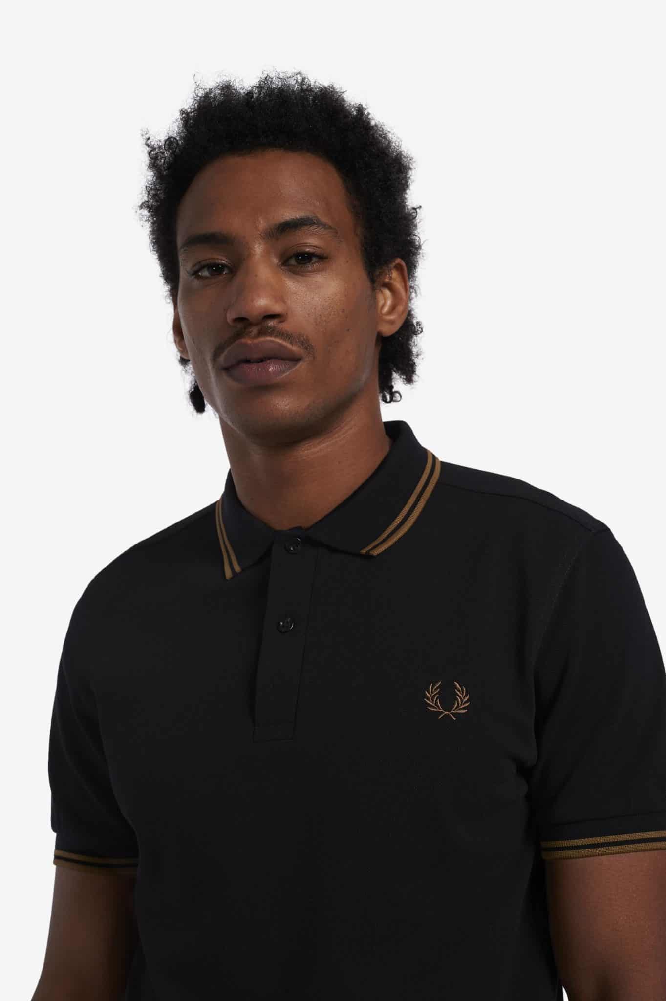 【FRED PERRY】The Fred Perry Shirt - M3600 M3600 - Ecru / Court Blue / Oxblood | The Fred Perry Shirt