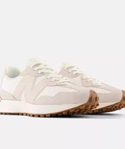 New Balance 327 Courtside Moonbeam With Timberwolf