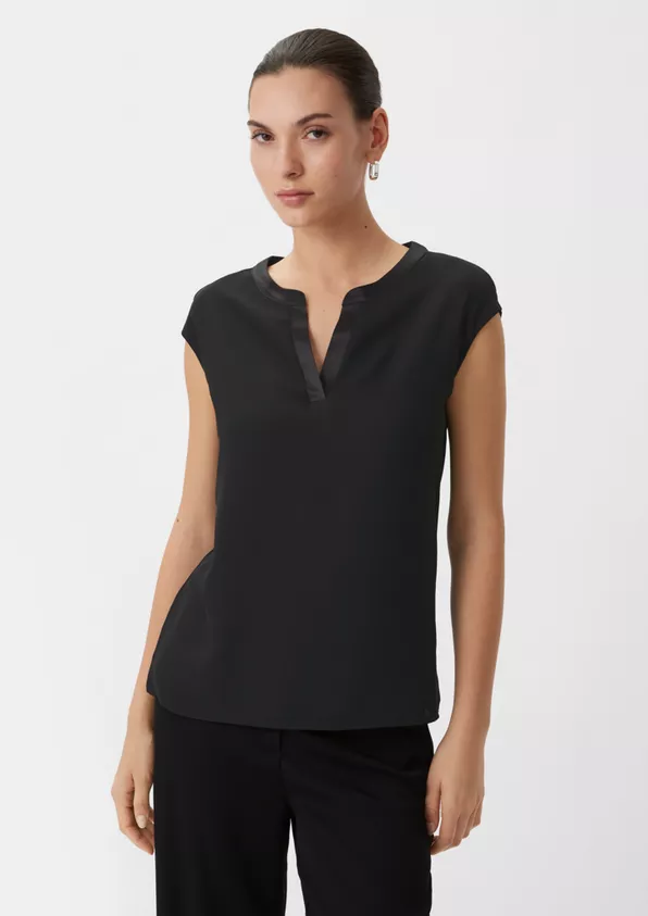 Comma, Layered Top Black