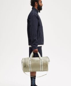 Fred Perry Classic Barrel Bag Warm Grey/Ecru