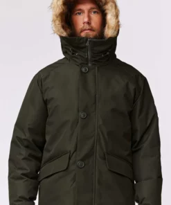Makia Helsinki Parka Dark Green